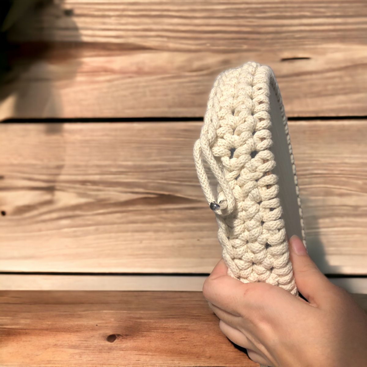 Blog-Inhaltsbild für 'Die Geschichte des Häkelns -  Praktische Aufbewahrung häkeln'