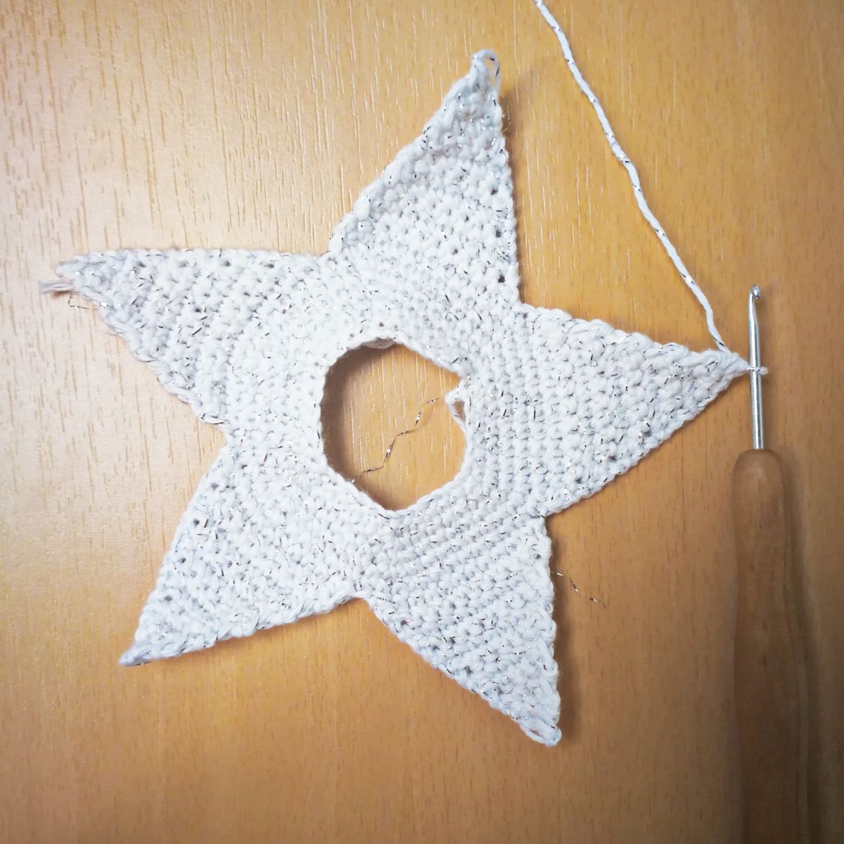 Blog-Inhaltsbild für 'Herzen und Sterne als Dekoration'