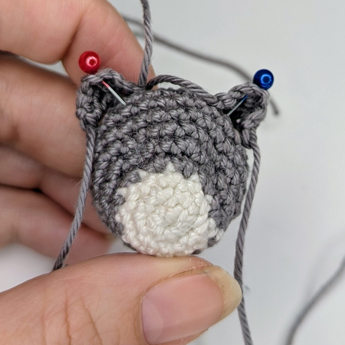 Blog content image for 'Free Crochet Pattern: Cat Keychain with Heart'