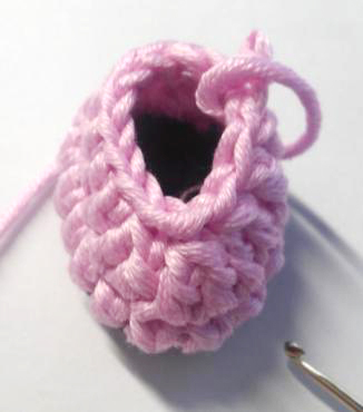 Blog content image for 'Small crocheted doll'