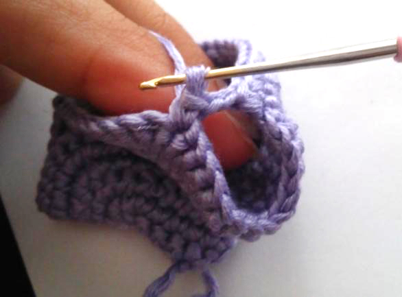 Blog-Inhaltsbild für 'Kleine gehäkelte Puppe'