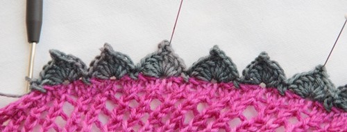 Blog-Inhaltsbild für 'Kostenlose Strickanleitung: Zipfelmütze und Dreiecktuch für Kinder 2 - 4 Jahre'