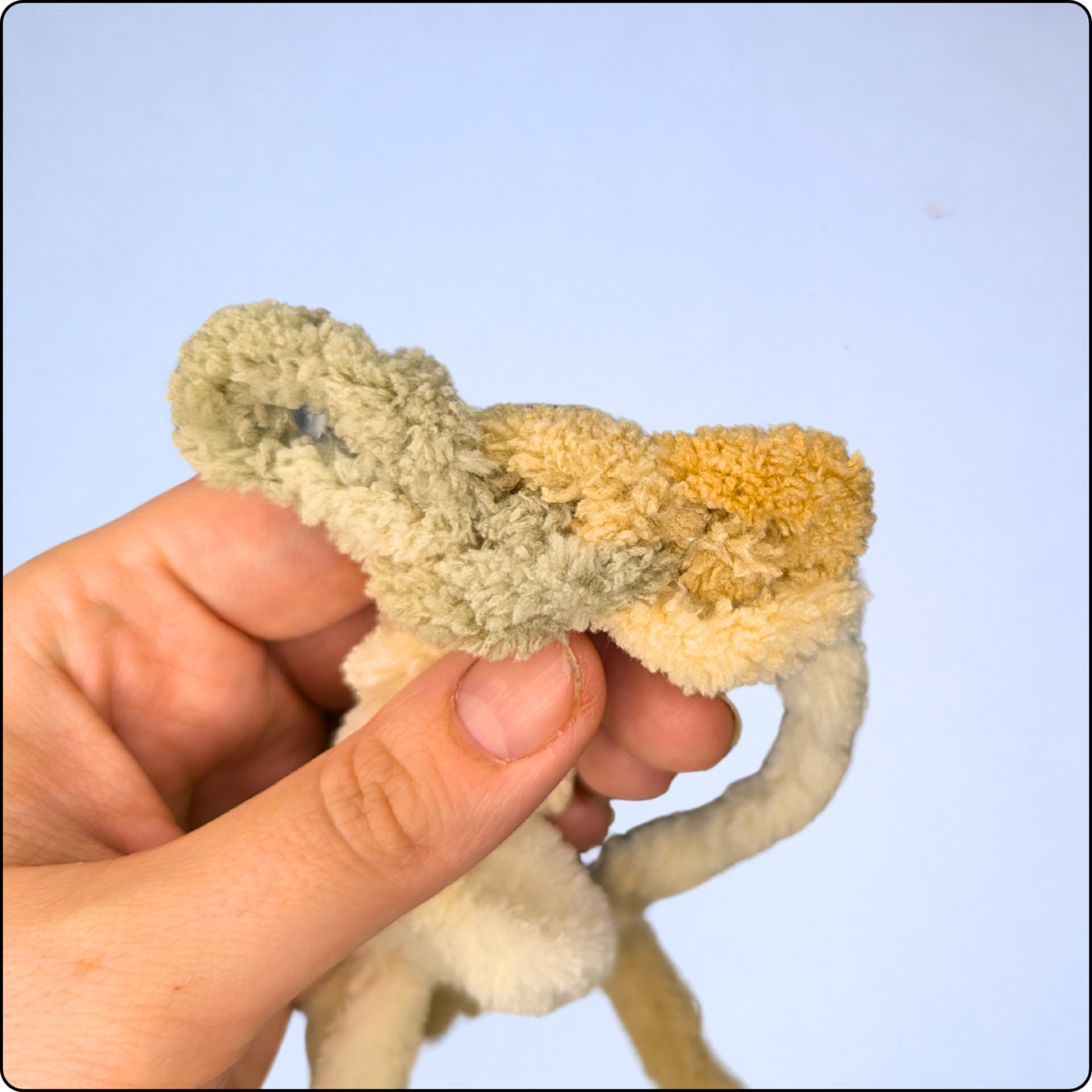 Blog content image for 'Crocheting with Loop Yarn: Essential Stitches & Techniques'