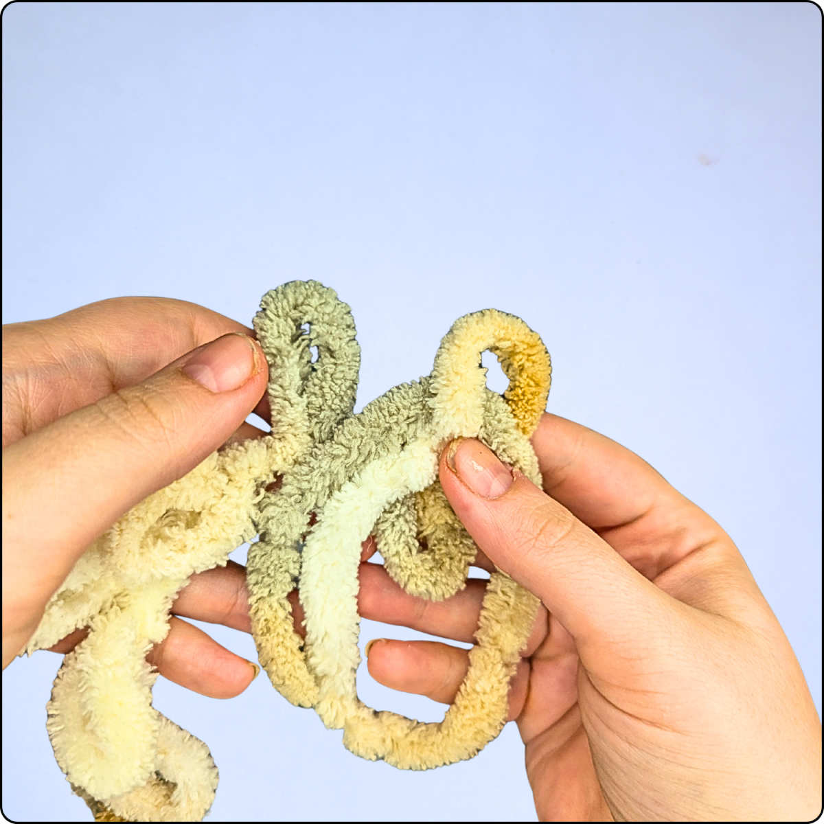 Blog content image for 'Crocheting with Loop Yarn: Essential Stitches & Techniques'