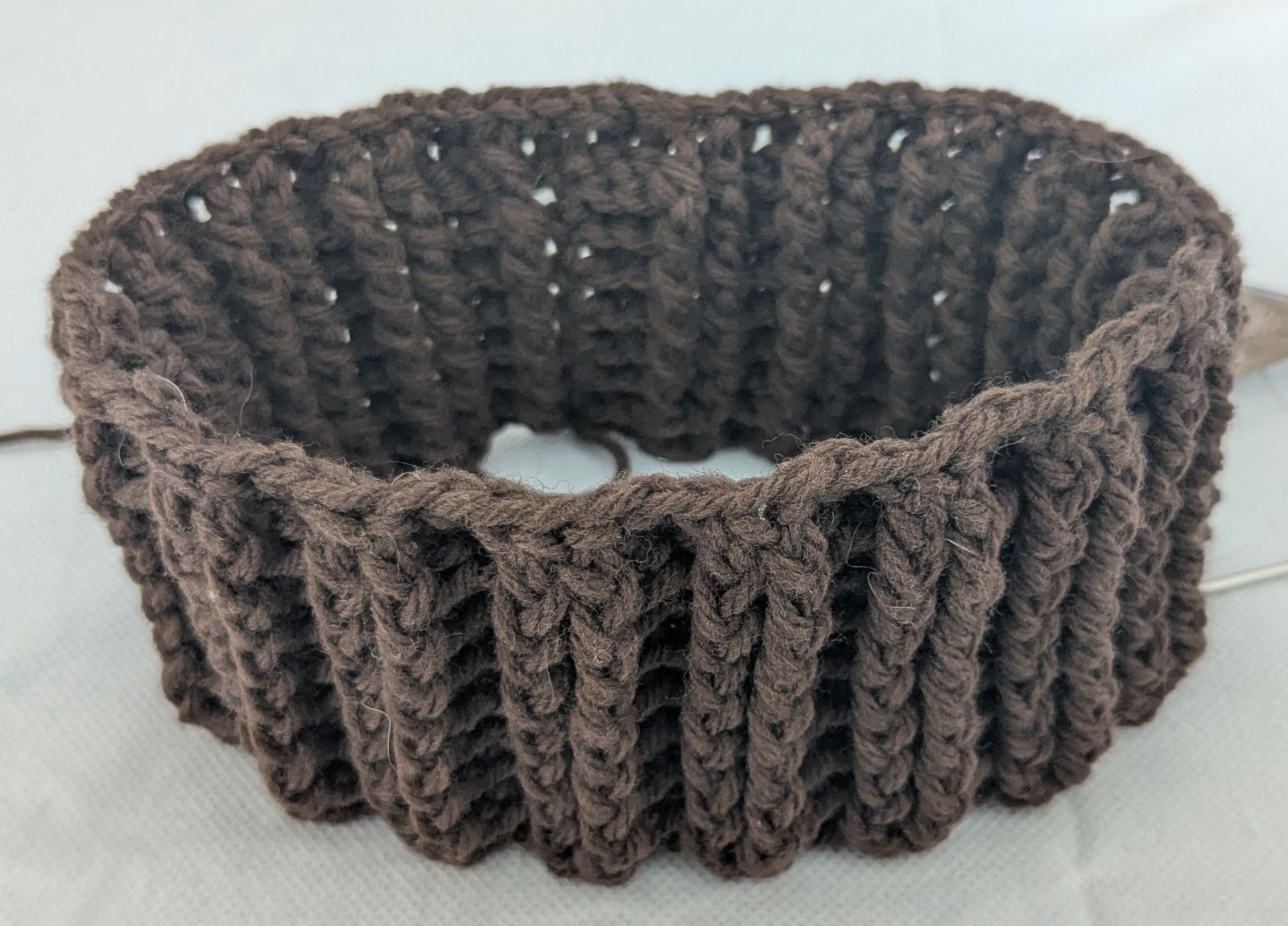 Blog-Inhaltsbild für 'Einfacher Schalkragen gehäkelt mit vielen Reliefstäbchen'