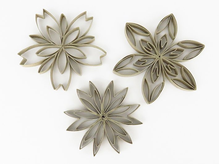 Blog-Inhaltsbild für 'Dekorative Blumen aus Toilettenpapierrollen'