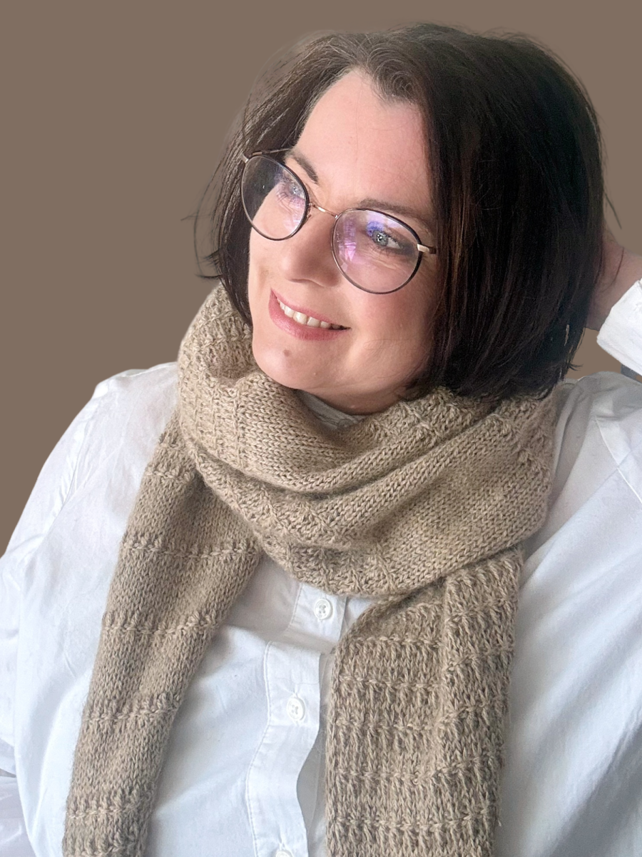 Blog-Inhaltsbild für 'Ein Tuch – zwei Formen! Deine neue Lieblings-Strickanleitung für entspannte Strickmomente.'