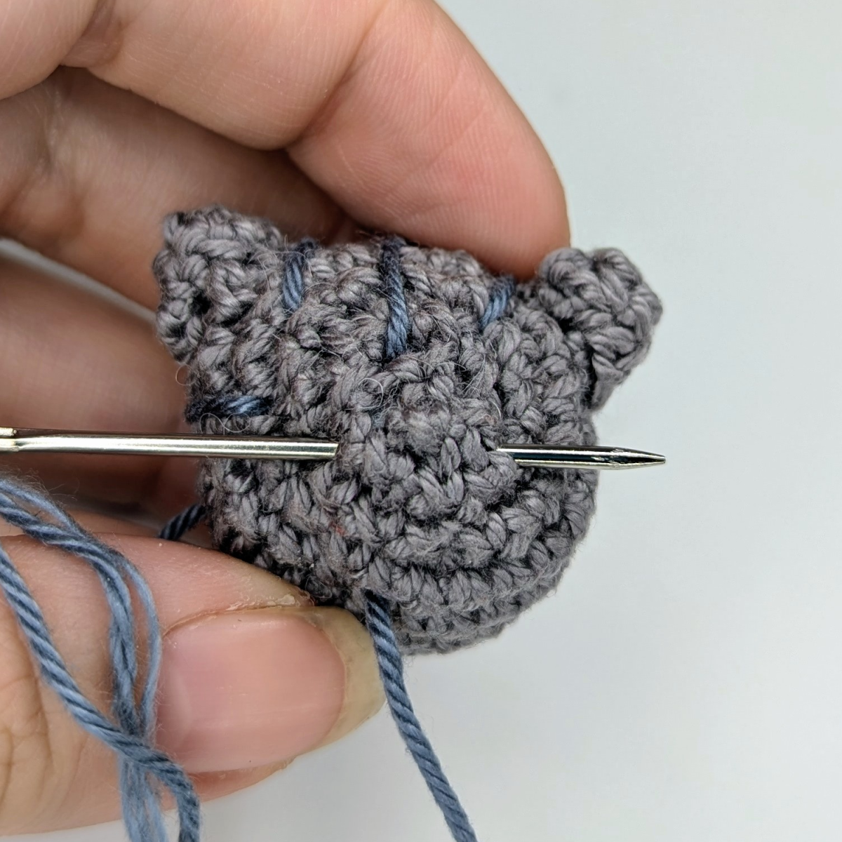Blog content image for 'Free Crochet Pattern: Cat Keychain with Heart'
