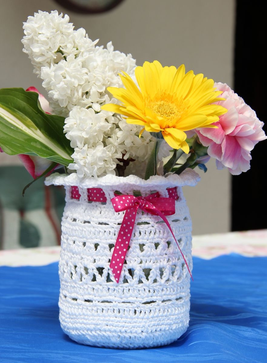 Blog-Inhaltsbild für 'Wollreste - Ideen und Anregungen + Gratis Häkelanleitung für ein Windlicht'