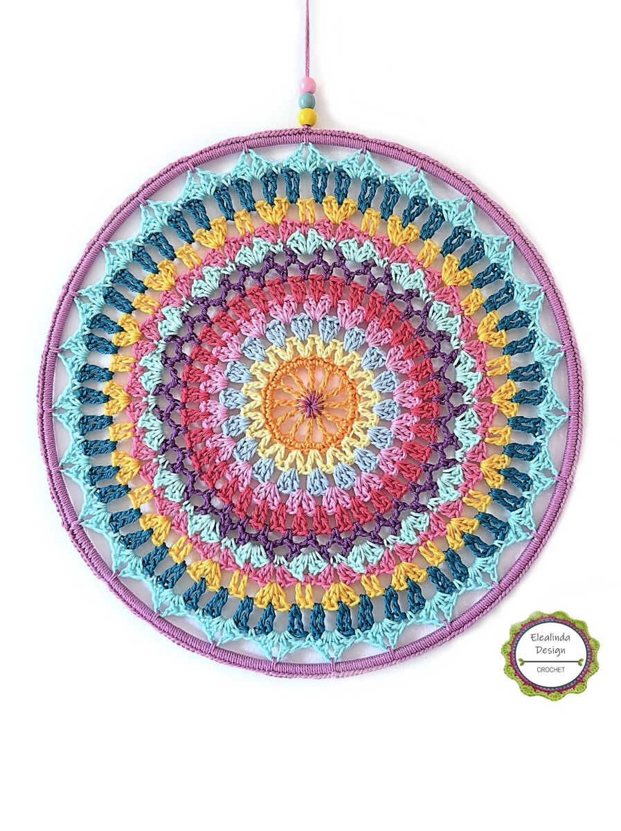 Blog-Inhaltsbild für 'KI und Häkeln: praktische Hilfe oder Risiko für kreative Arbeit?'