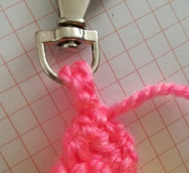 Blog-Inhaltsbild für 'Kleine Fische als Schlüsselanhänger/ Mobile/ Deko/... häkeln'