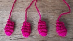 Blog-Inhaltsbild für 'Kleine Häschen häkeln - Super zB. als kleines Ostergeschenk'