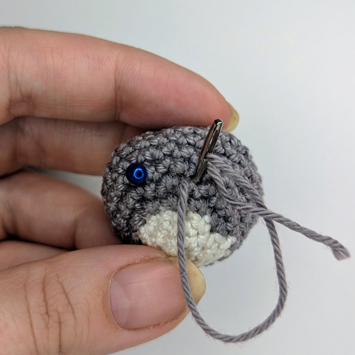Blog content image for 'Free Crochet Pattern: Cat Keychain with Heart'