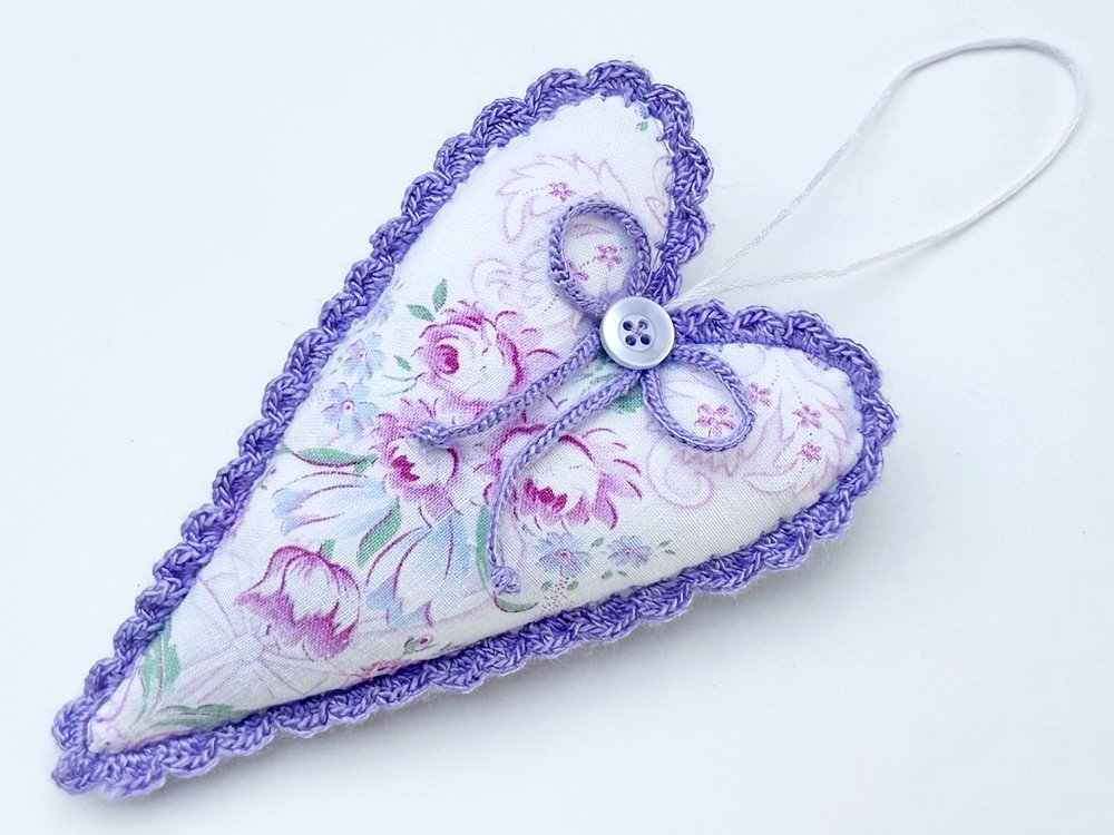 Blog-Inhaltsbild für 'Lavendel-Serie Teil 2: Lavendel-Herzen in verschiedenen Varianten nähen'