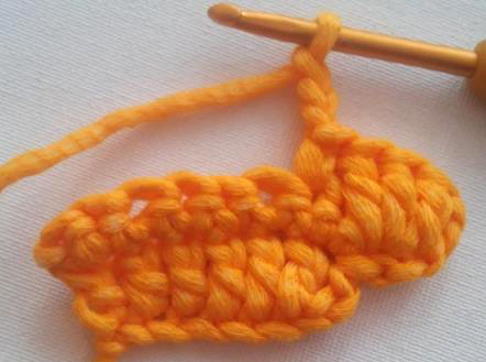 Blog-Inhaltsbild für 'Kuschelige Eulen-Wärmflasche häkeln'