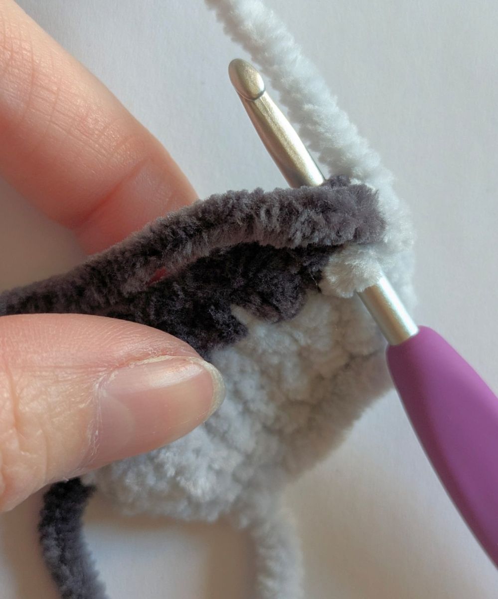 Blog-Inhaltsbild für 'Kostenlose Häkelanleitung der Taube Tilda'