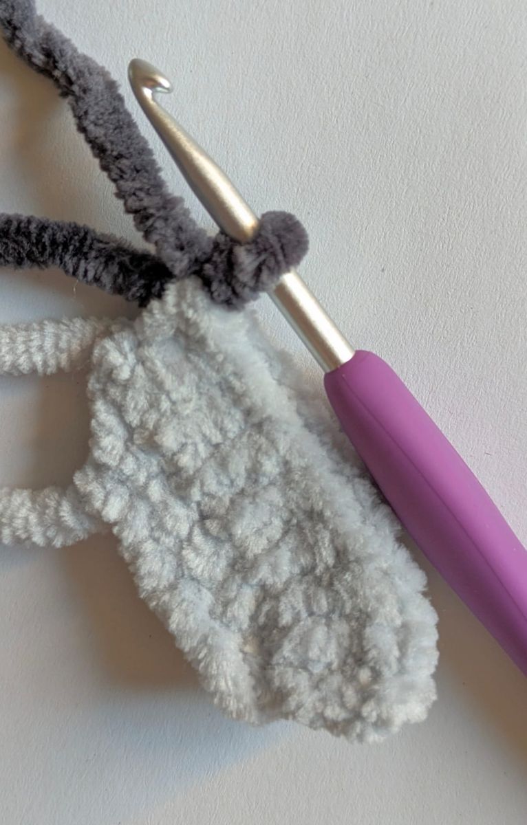 Blog-Inhaltsbild für 'Kostenlose Häkelanleitung der Taube Tilda'