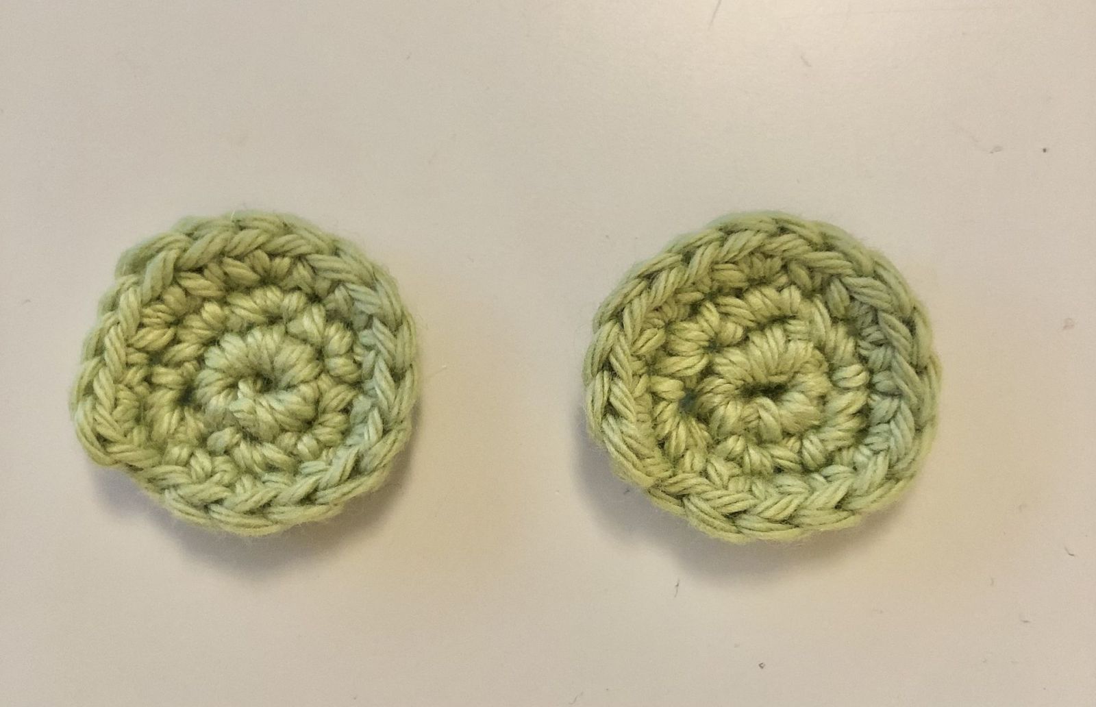 Blog-Inhaltsbild für 'Häkelanleitung Nilpferd Kranz'