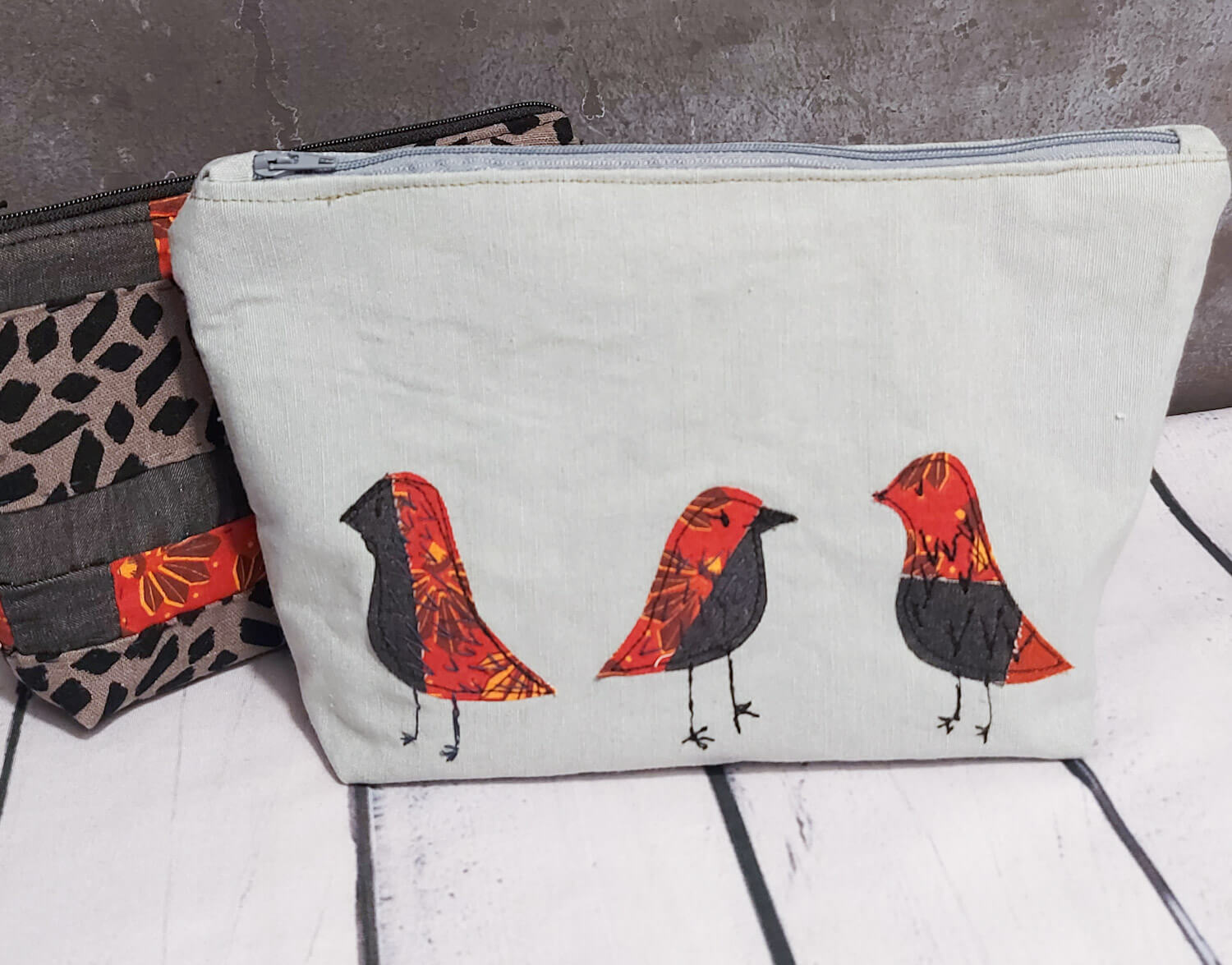 Blog-Inhaltsbild für 'Applikation mit Vögeln aus kleinen Stoffresten nähen'