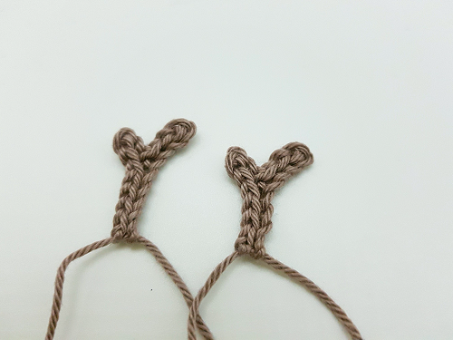 Blog-Inhaltsbild für 'Kostenlose Häkelanleitung für den Schneemann "Frosty"'