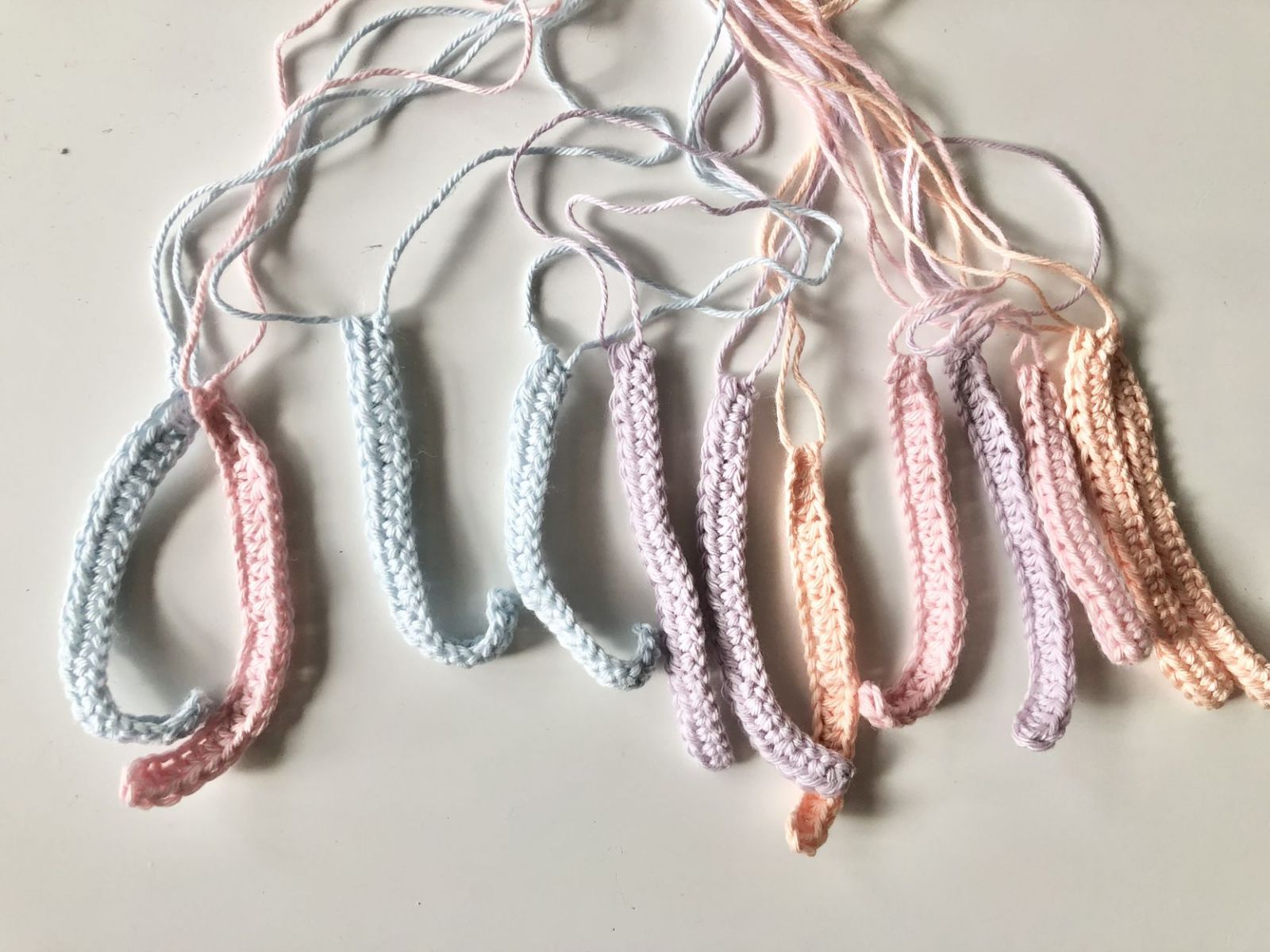 Blog-Inhaltsbild für 'Häkelanleitung bunte Puppe'