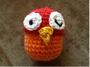 Blog-Inhaltsbild für 'Kostenlose Häkelanleitung Überraschungstierchen Eule und Küken'