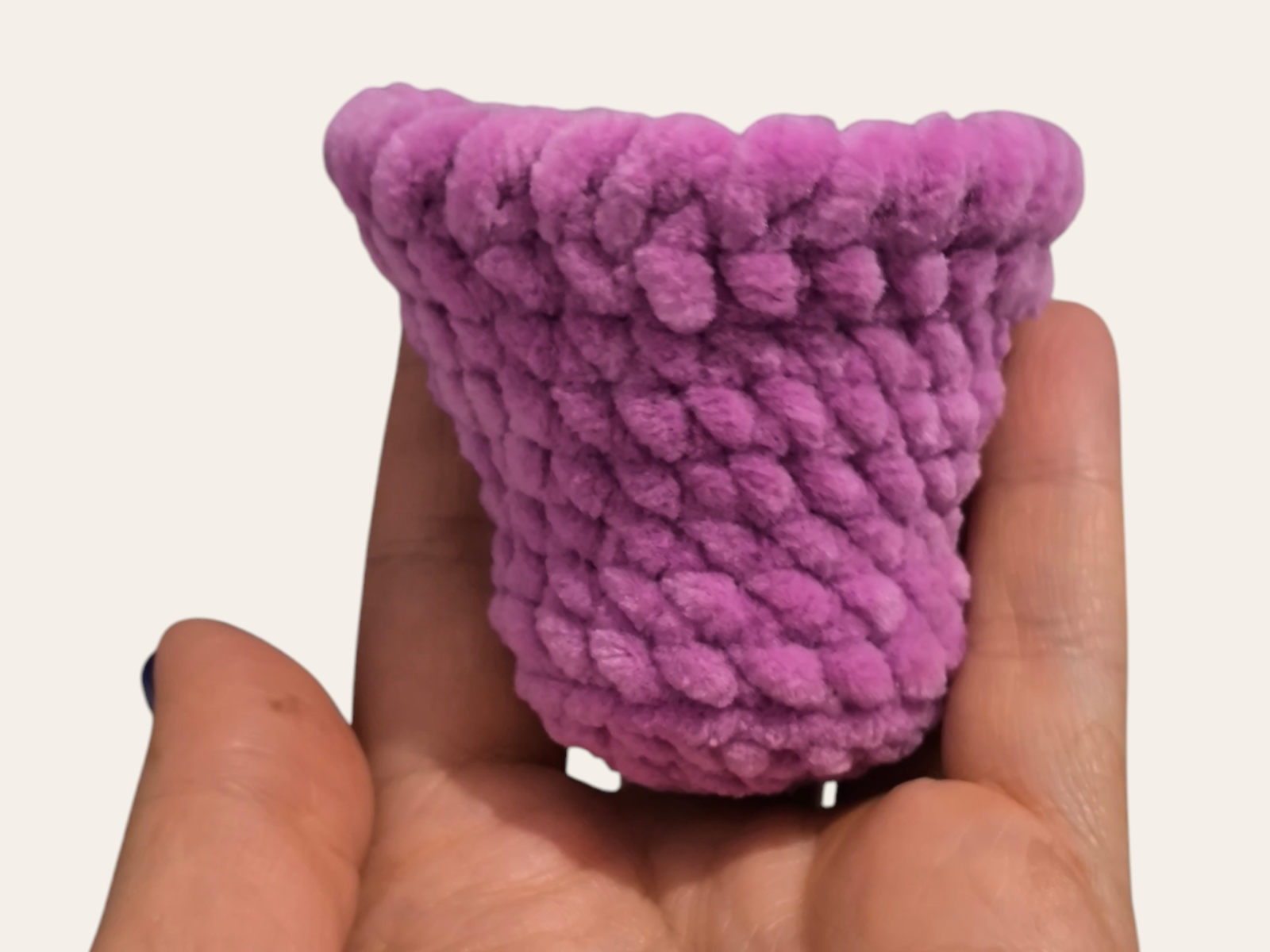 Blog-Inhaltsbild für 'Gratis Häkelanleitung: Mini-Kaktus'