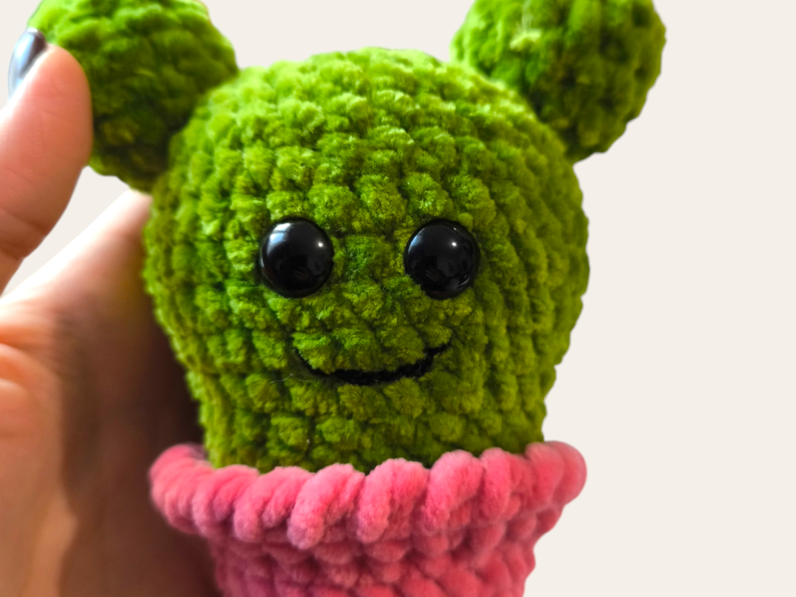 Blog-Inhaltsbild für 'Gratis Häkelanleitung: Mini-Kaktus'