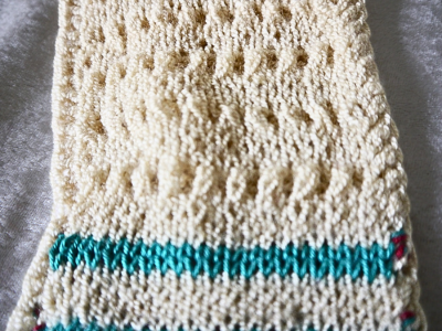 Blog content image for 'Free knitting pattern for scarf in double face technique with lace pattern'