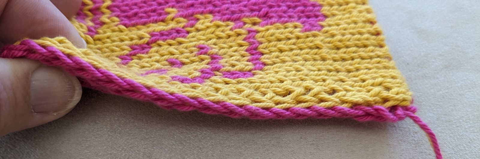 Blog-Inhaltsbild für 'Schutzengelchen stricken - inklusive Doubleface Grundkurs'