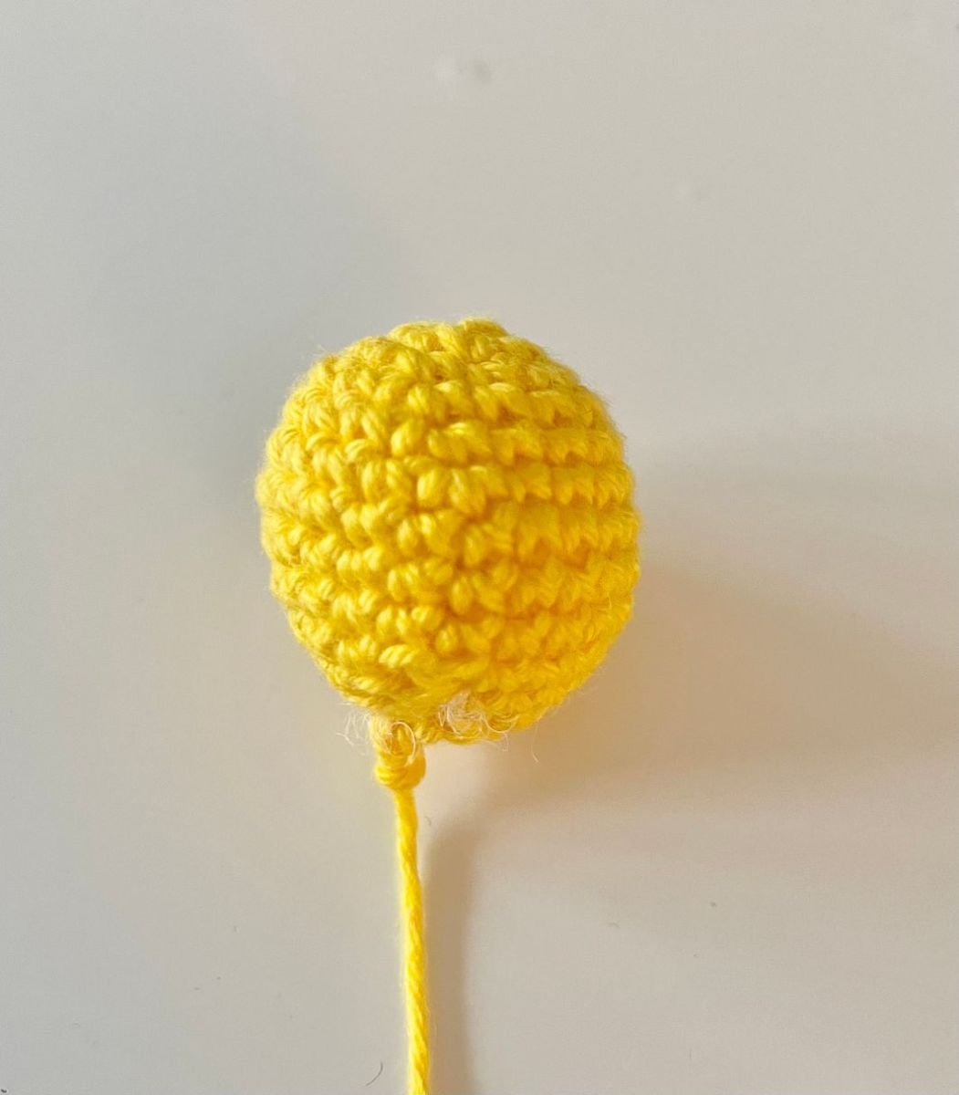 Blog-Inhaltsbild für 'Einfache Häkelanleitung: So gestaltest du deine eigenen Stifthüllen'