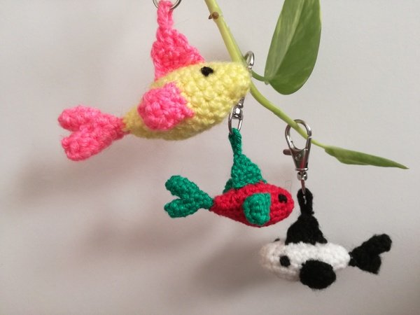 Blog-Inhaltsbild für 'Kleine Fische als Schlüsselanhänger/ Mobile/ Deko/... häkeln'