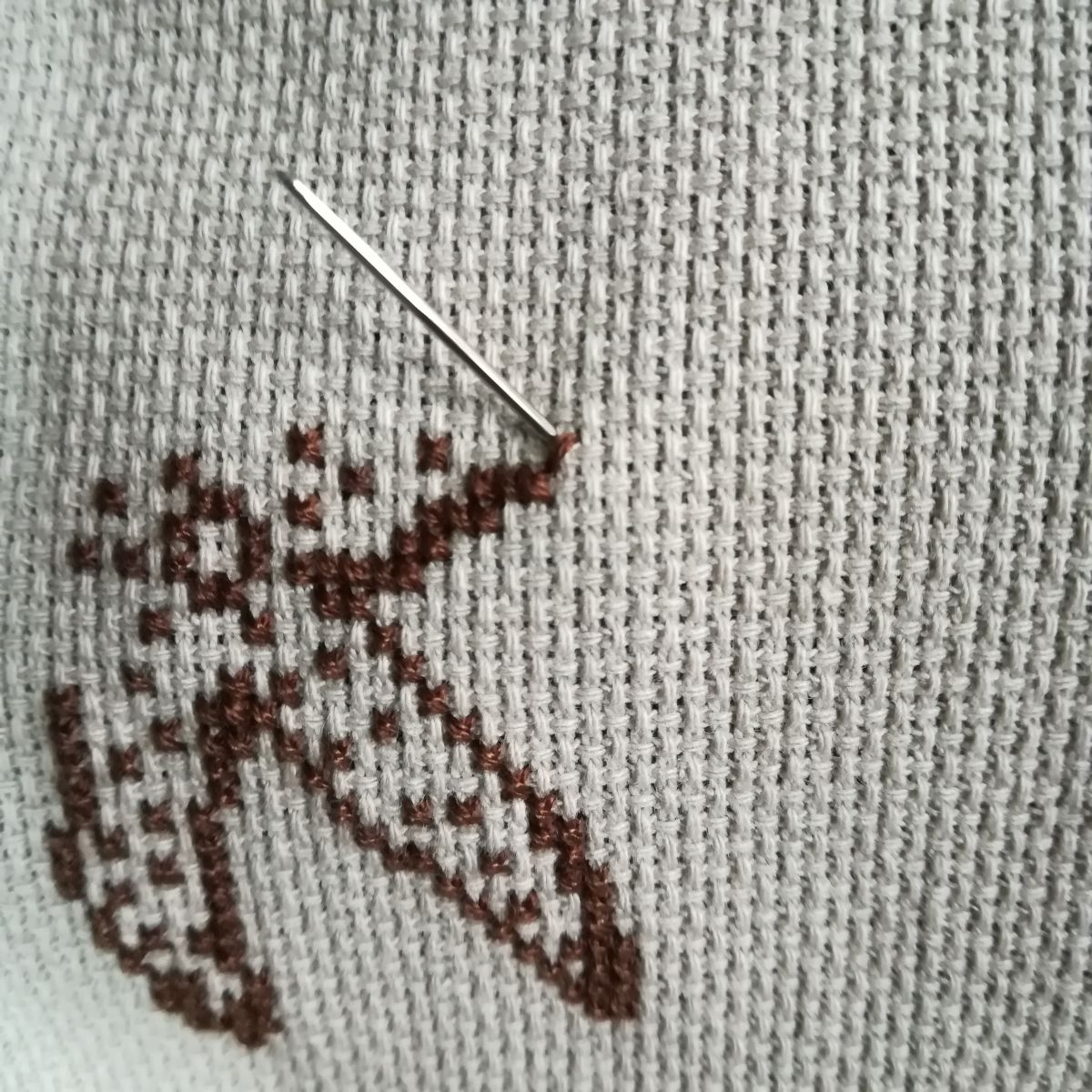 handtuch betsicken kreuzstich lifehack