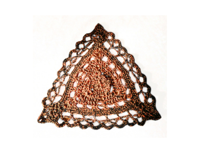 Blog content image for 'Free crochet pattern for Harowin triangular doily'