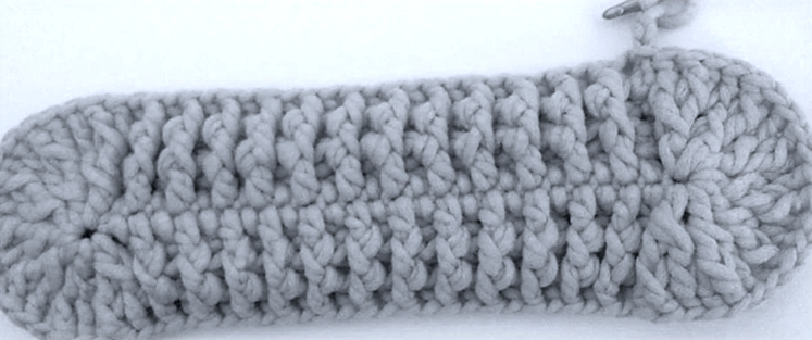 Blog-Inhaltsbild für 'Kuschelige Eulen-Wärmflasche häkeln'