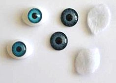 Blog content image for 'Small crocheted doll'