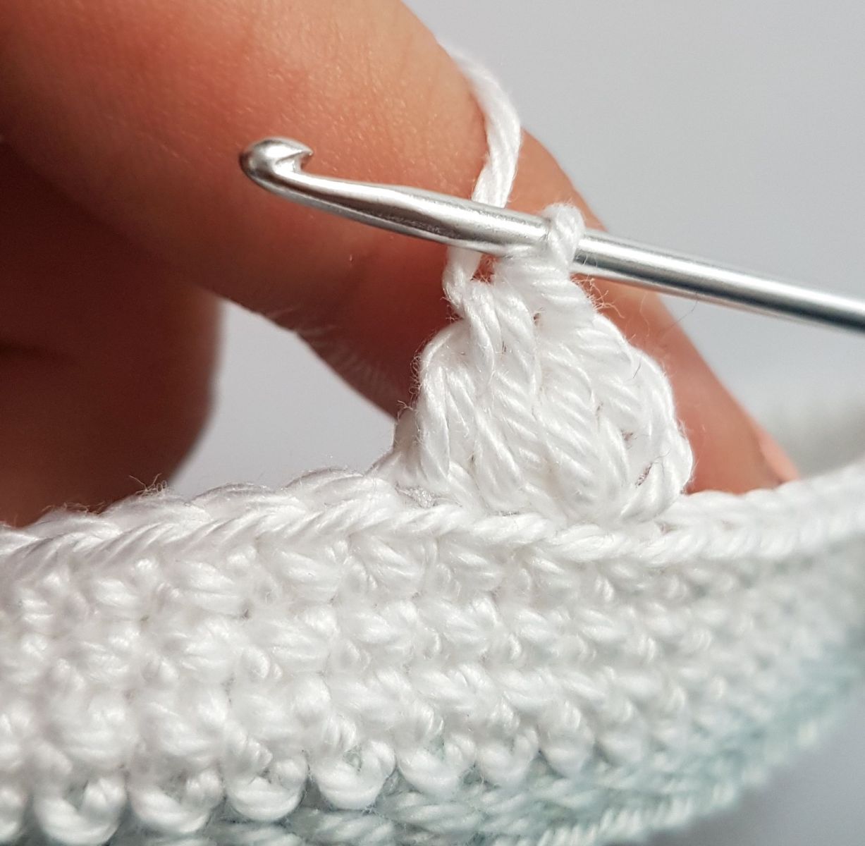 Gehäkelte Baby Schühchen Chucks Handmade Crochet for Newborn and Babys