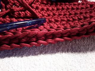 Blog-Inhaltsbild für 'Kostenlose Anleitung für ein Korb aus Textilgarn'