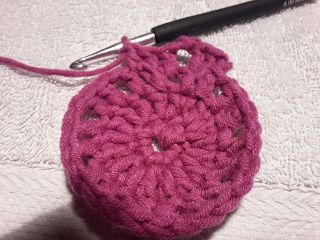 Blog-Inhaltsbild für 'Pullover aus Grannies'