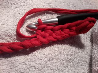 Blog-Inhaltsbild für 'Kostenlose Anleitung für eine Tasche gehäkelt // Textilgarn //Zpaghetti'