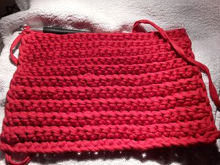 Blog-Inhaltsbild für 'Kostenlose Anleitung für eine Tasche gehäkelt // Textilgarn //Zpaghetti'