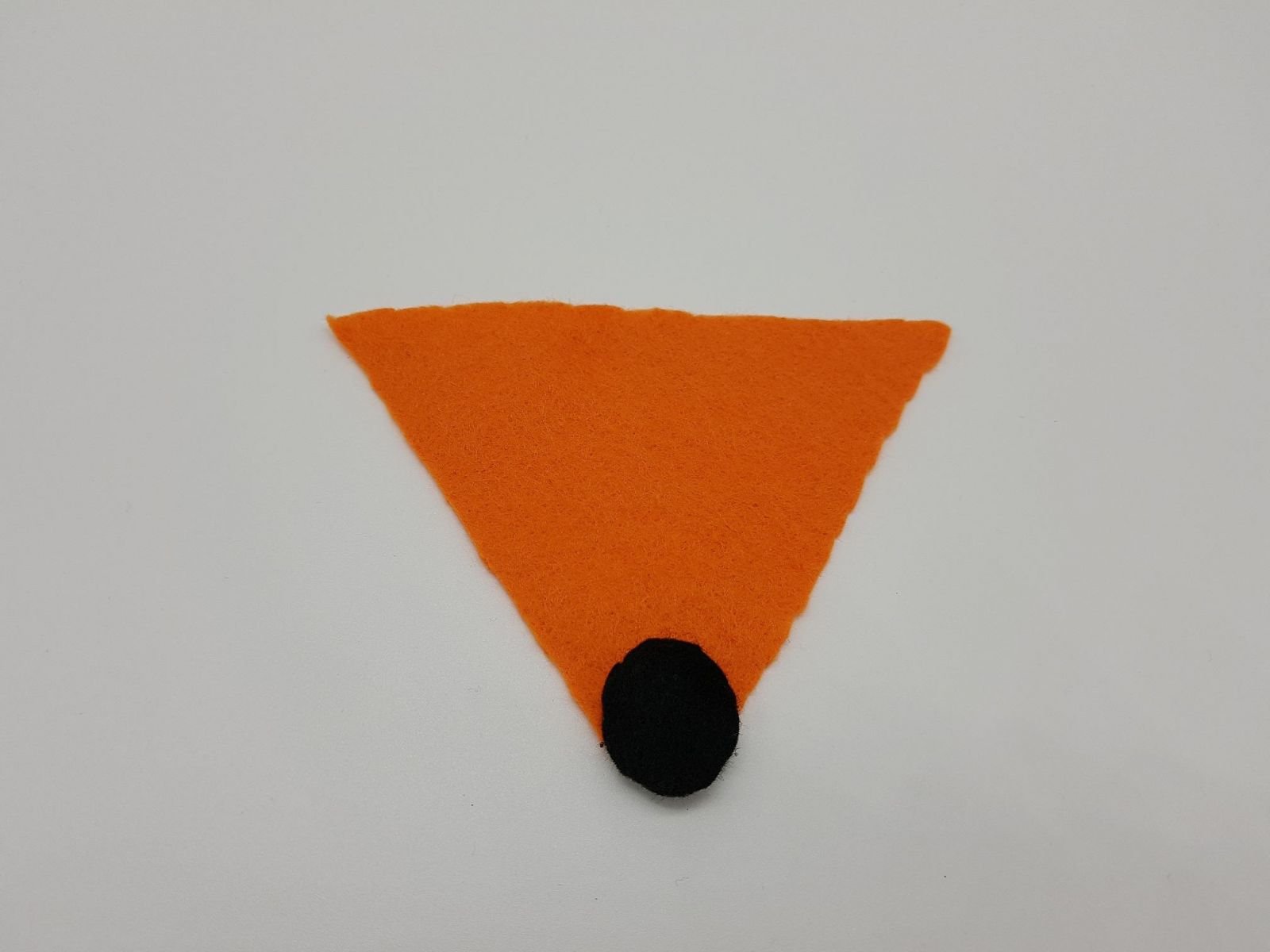 Blog-Inhaltsbild für 'Kostenlose Häkelanleitung für eine Baby/ Kinder Fuchsmütze'