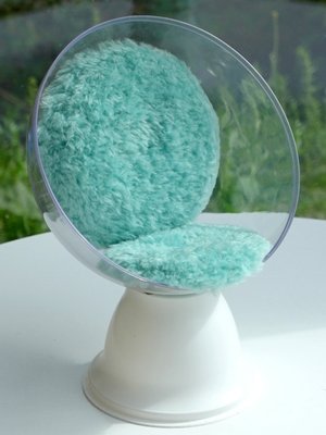 Blog-Inhaltsbild für 'Kostenlose Anleitung: Sessel und Teppich für Barbie und ihre Freundinnen'