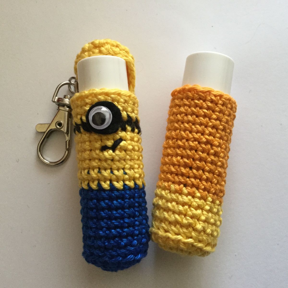 kostenlos Häkelanleitung (2 Versionen) Taschenbaumler für Lippenstifte kostenlos Häkelanleitung (2 Versionen) Taschenbaumler für Lippenstifte