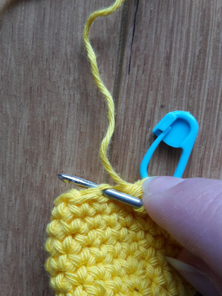 Blog-Inhaltsbild für 'Kostenlose Häkelanleitung für Küken EIerwärmer'