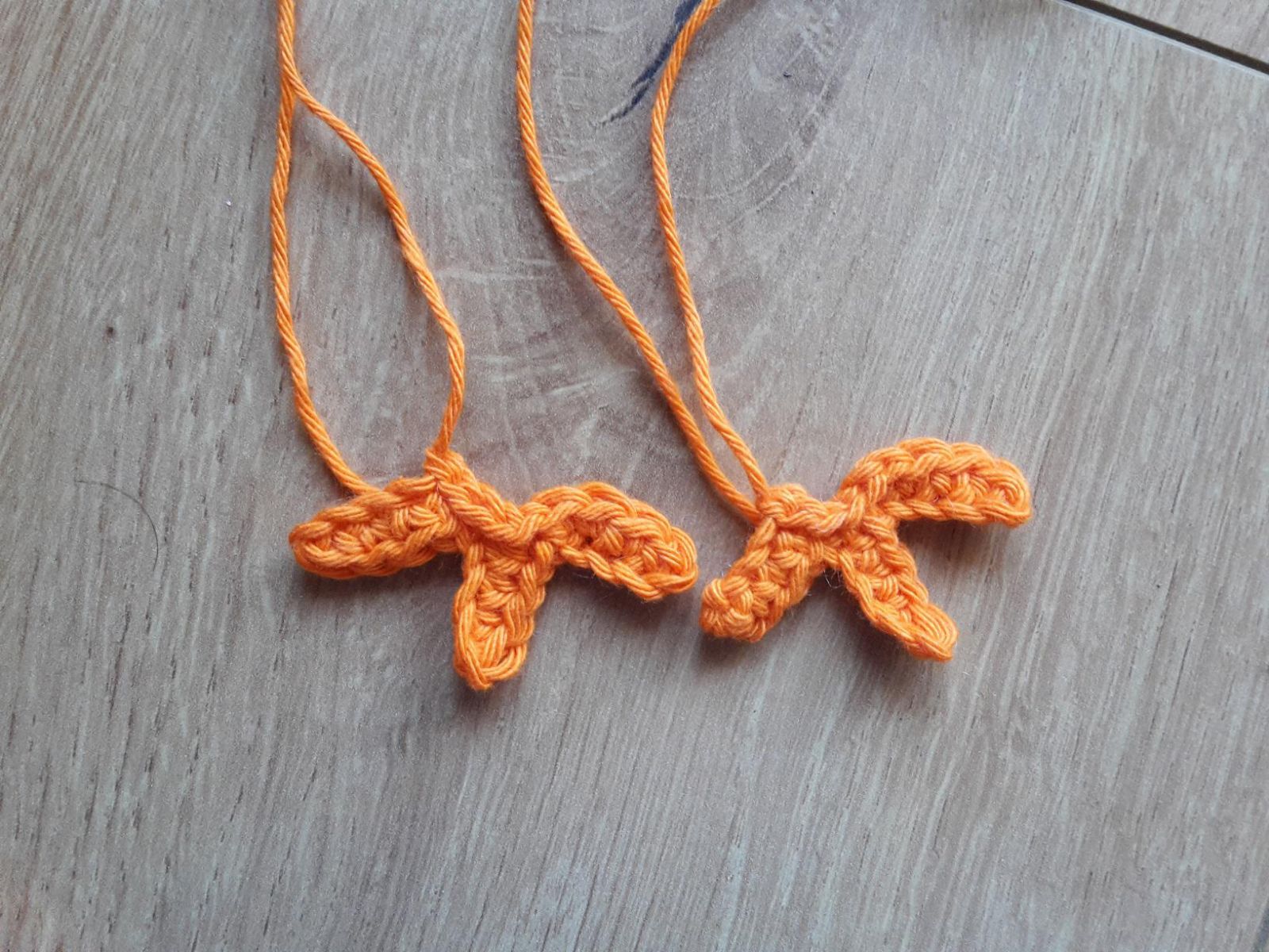 Blog-Inhaltsbild für 'Kostenlose Häkelanleitung für Küken EIerwärmer'