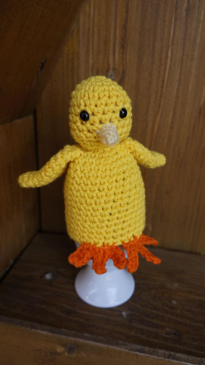 Blog-Inhaltsbild für 'Kostenlose Häkelanleitung für Küken EIerwärmer'