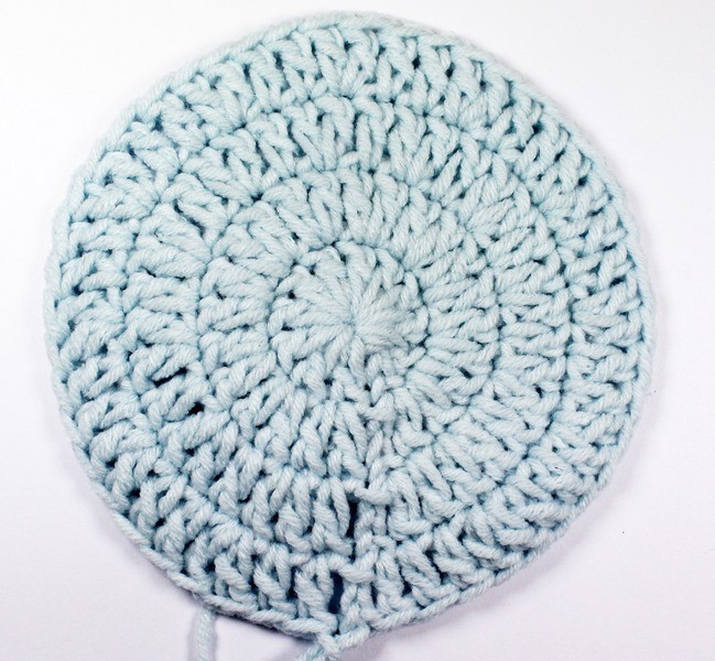 Blog-Inhaltsbild für 'Häkelanleitung: Babymütze &quot;Pfingstrosen&quot;, Teil I'