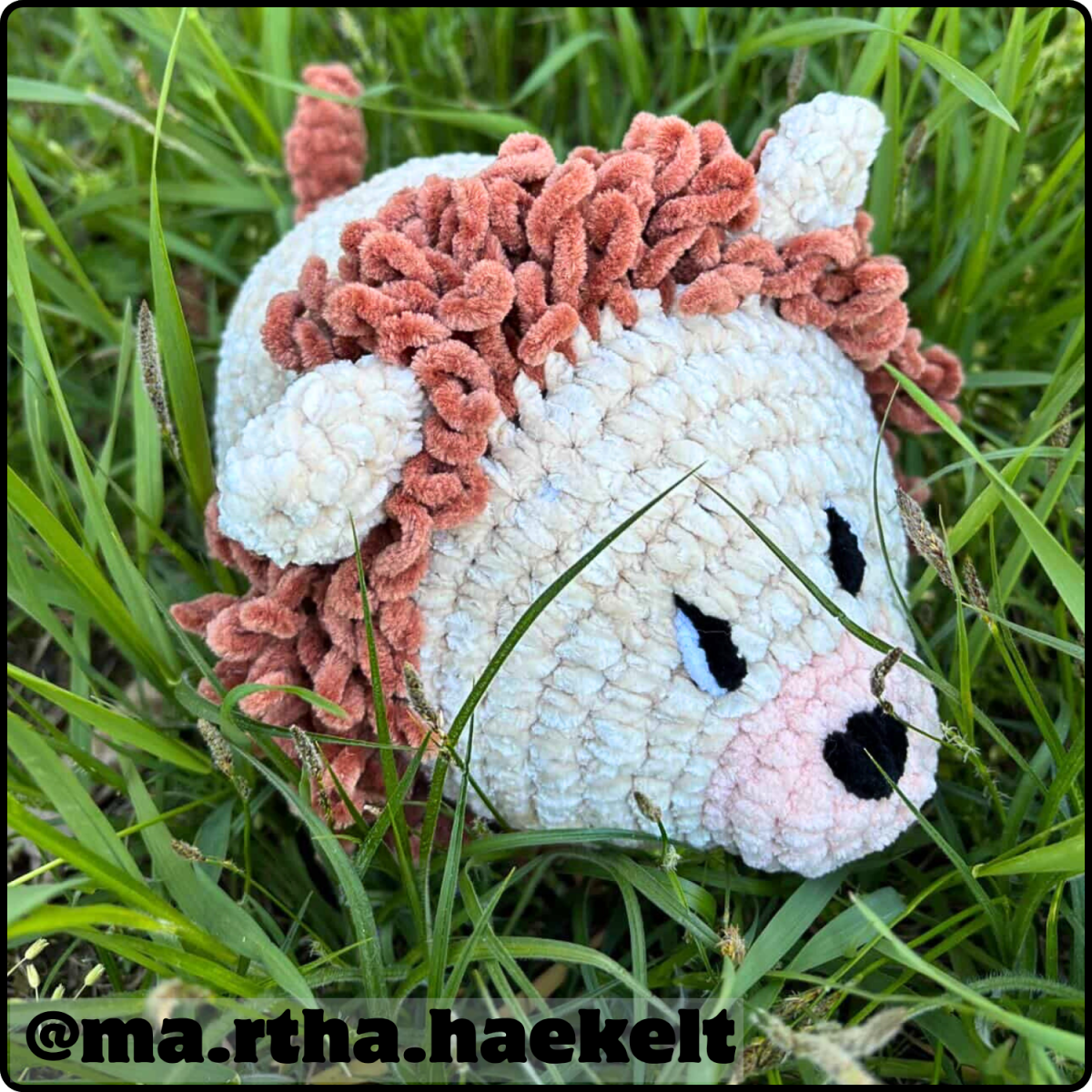 Blog content image for 'Same pattern, different result? Why every amigurumi looks a little different'