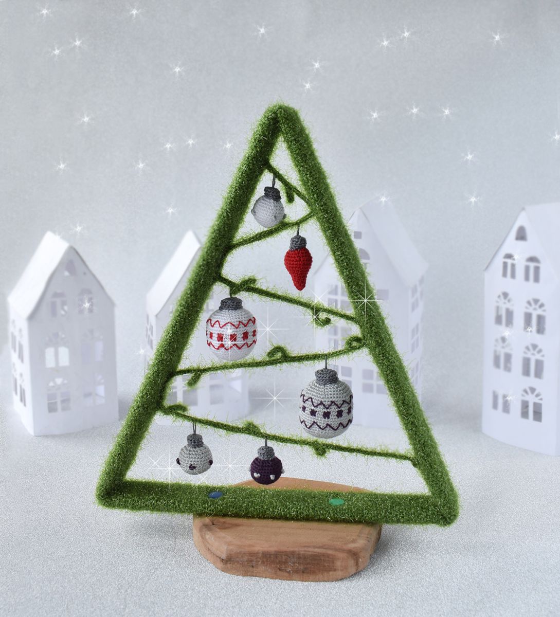 Minimalist Style Christmas Tree